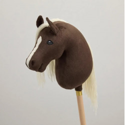 Cheval Roi - Käpphäst, Luca