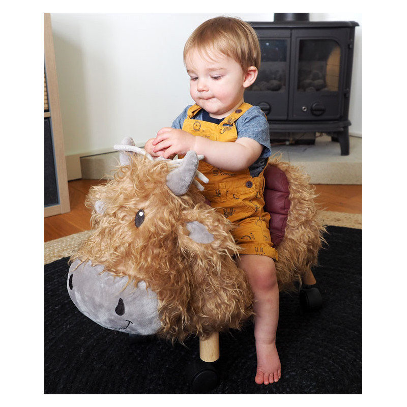 Little Bird Told Me - Hubert, åkdjur